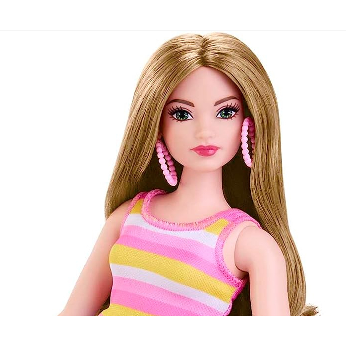 Conjunto de Roupas Look Retrô e Acessórios Barbie Mattel - Fátima