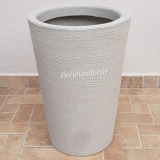Vaso de Planta Decorativo Reciclável em Polietileno, Coluna Redonda Cone 78