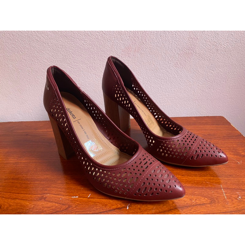 Scarpin bottero hot sale onça