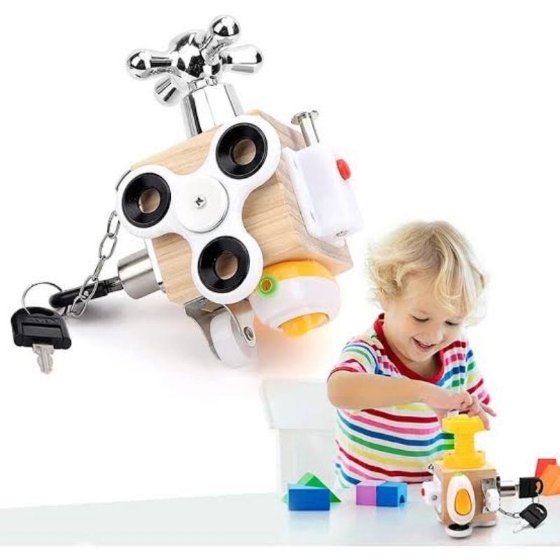 Cubo De Actividad 7 En 1 Montessori – Juguete De Madera Con Cerradura, Interruptor Y Rueda, Ideal Para Motricidad Fina Y Antiestrés