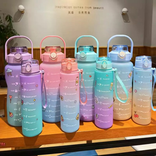 Kit 2 Garrafas Coloridas 2L 900ML Com Canudo e Adesivos