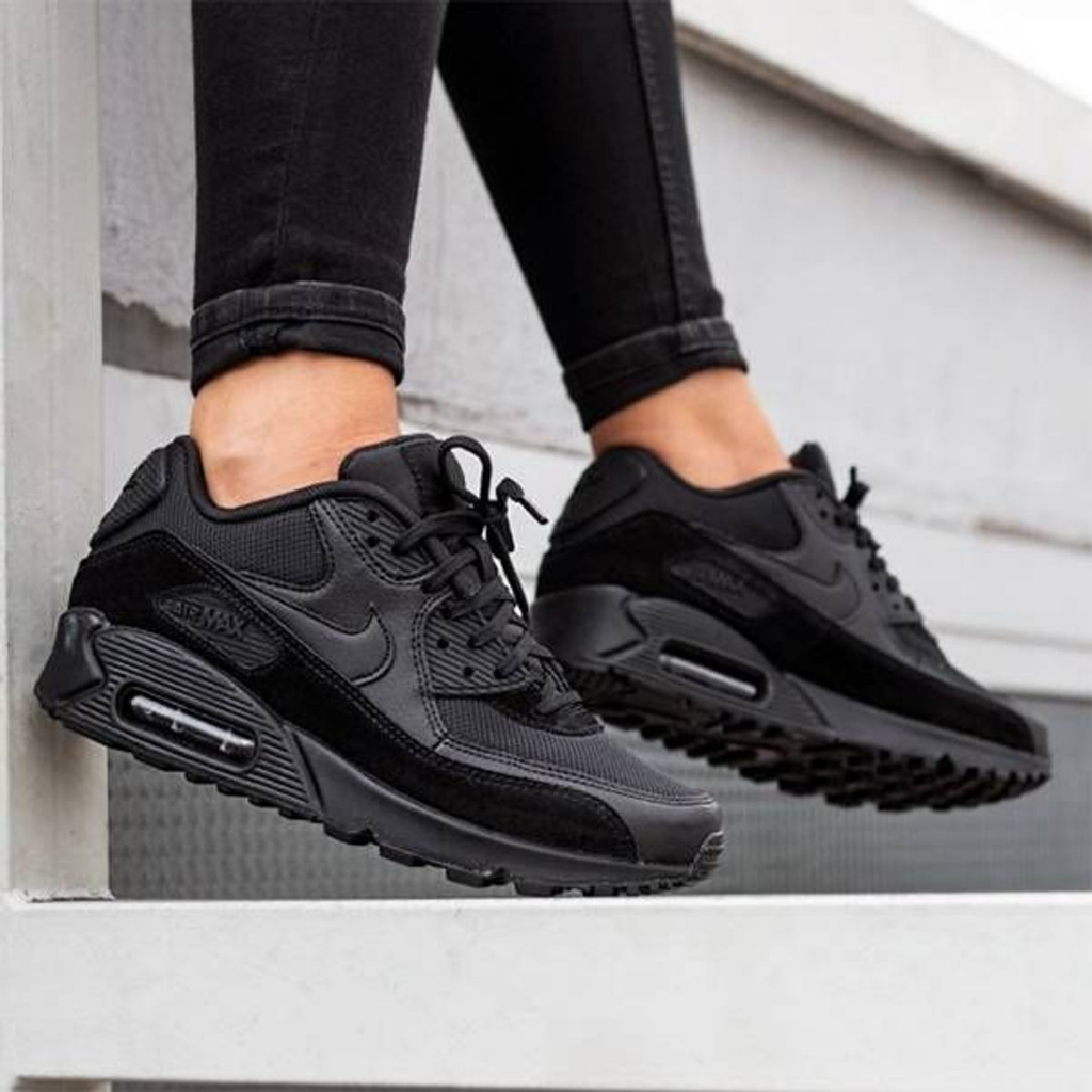 Tenis Nike Max 90 Tradicional Todo Preto Masculino e Feminino | Shopee ...