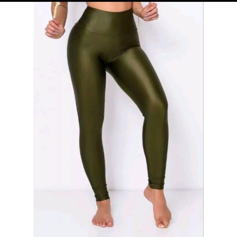 Calça legging best sale imita couro