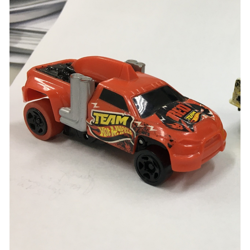 Hot Wheels Team Stunt Devils pickup Diesel Duty com amortecedor levanta carroceria time raro