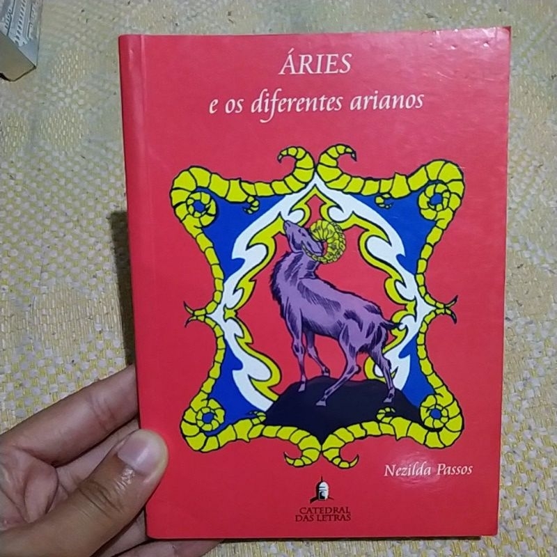Livro Áries e os Diferentes Arianos | Shopee Brasil