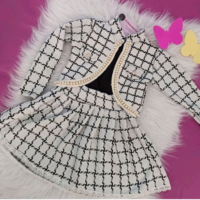 Conjunto infantil menina Saia colegial plisada bolero