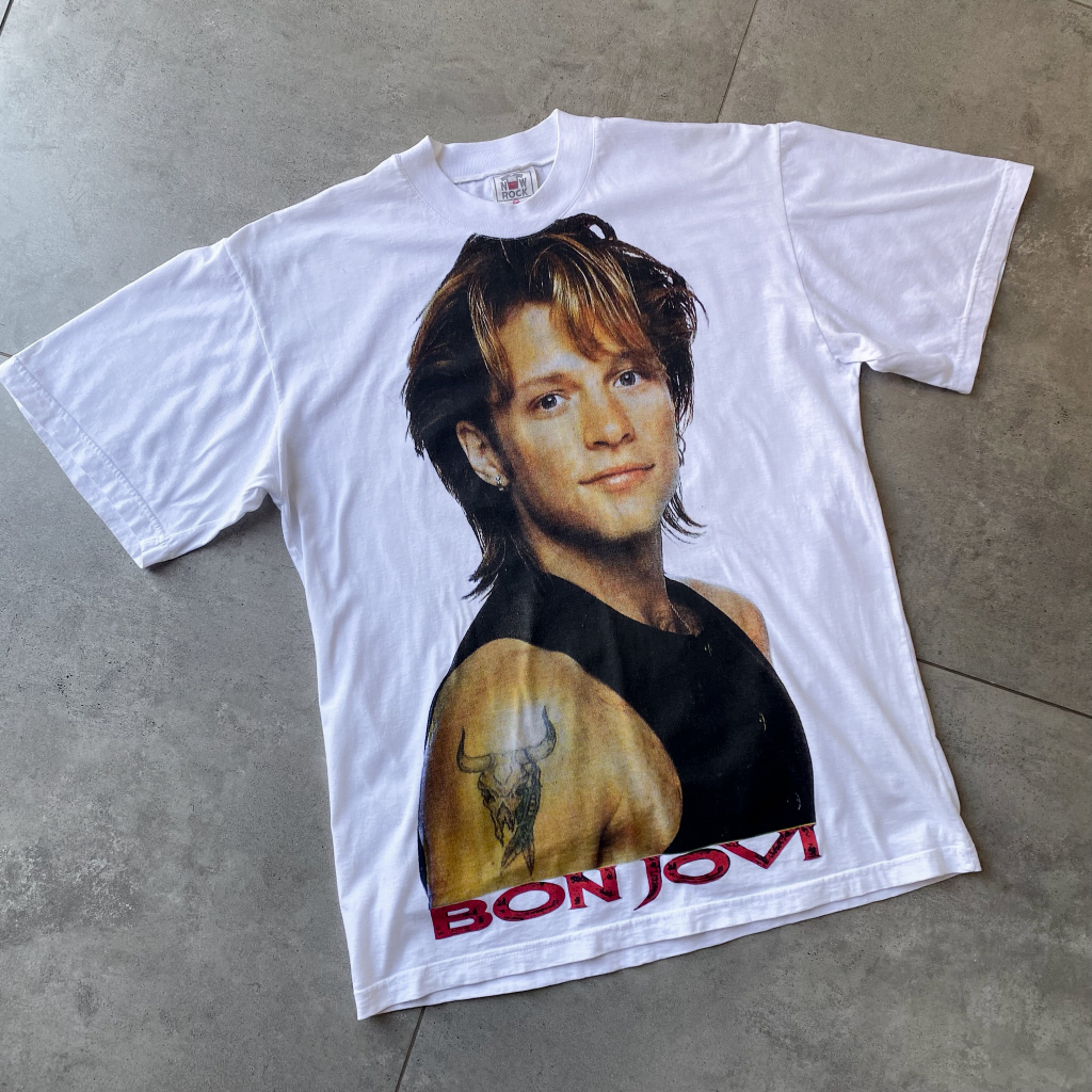 T-SHIRT BON JOVI anos 90 Vintage C.G.C.