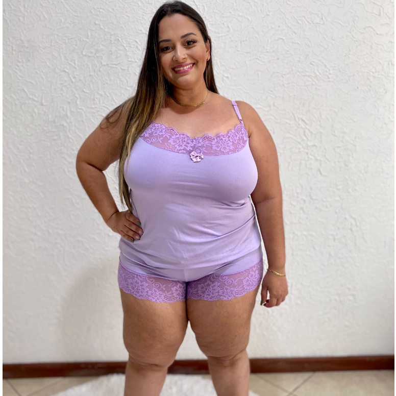 Short Doll Plus Size em Microfibra e Renda