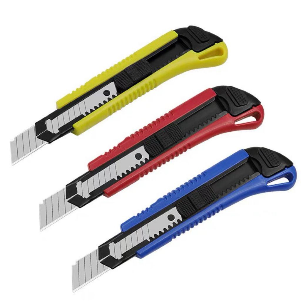 Kit 3/5 Estilete Largo Profissional Emborrachado Com Trava 15mm