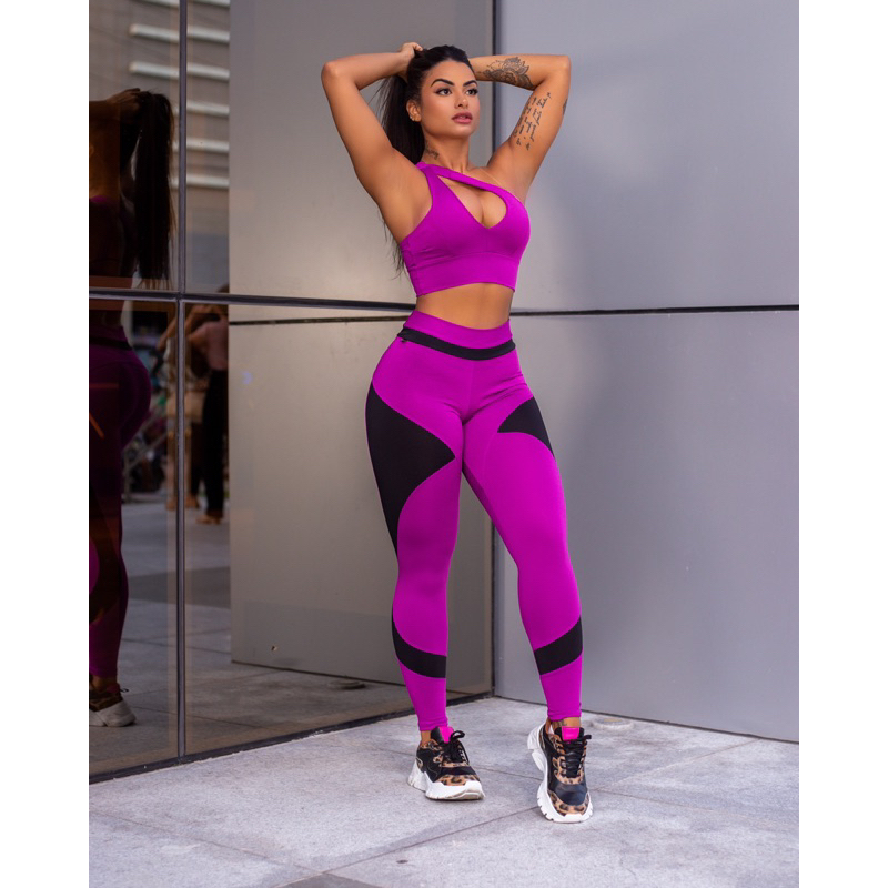 Conjunto Fitness Feminino Calça Legging e Top Academia em Promoção na  Shopee Brasil 2024