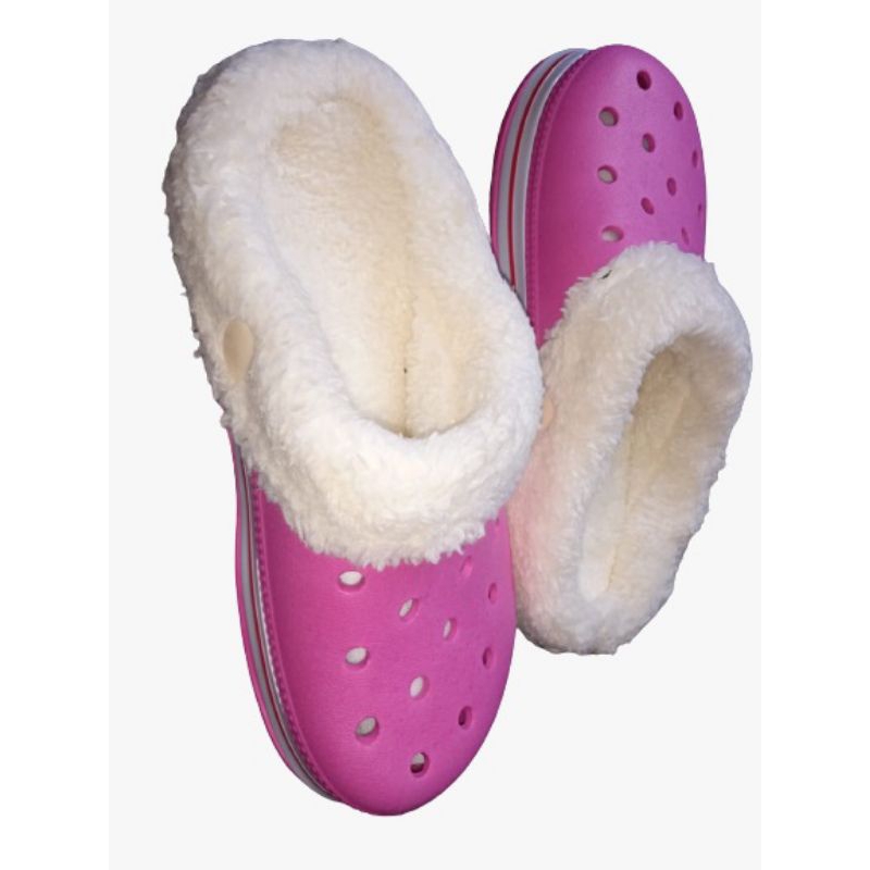 Crocs con pelo hot sale