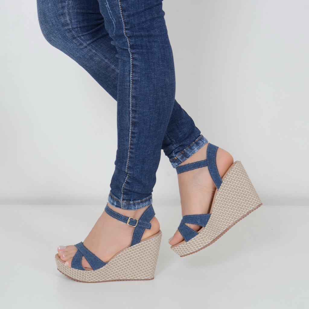 Sandália anabela best sale espadrille lara amarração