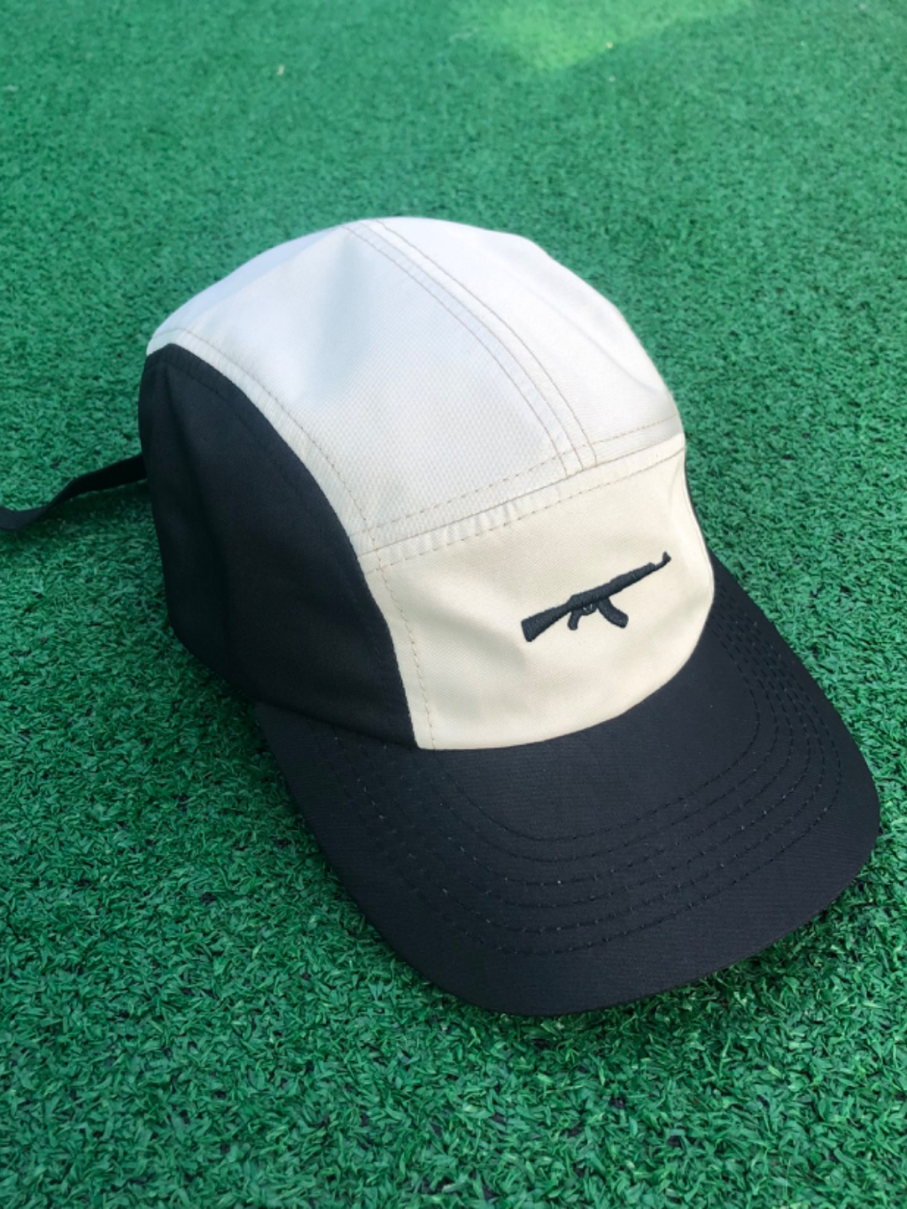 Boné Five Panel Anth Co Original Strapback Aba Reta Arm Preto E Branco ...