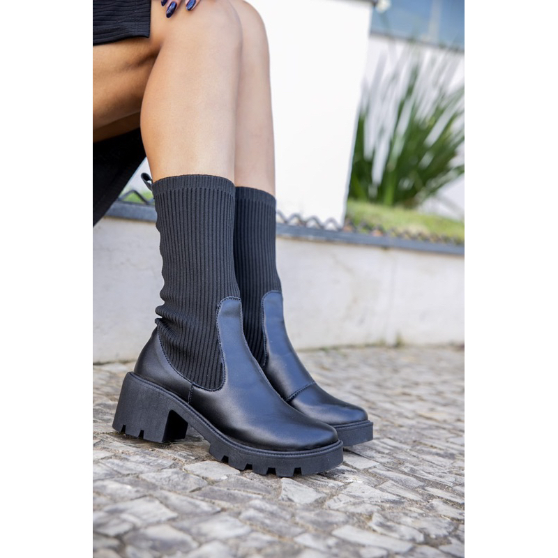 Bota Meia Cano Médio Confortável salto medio tratorado. | Shopee Brasil