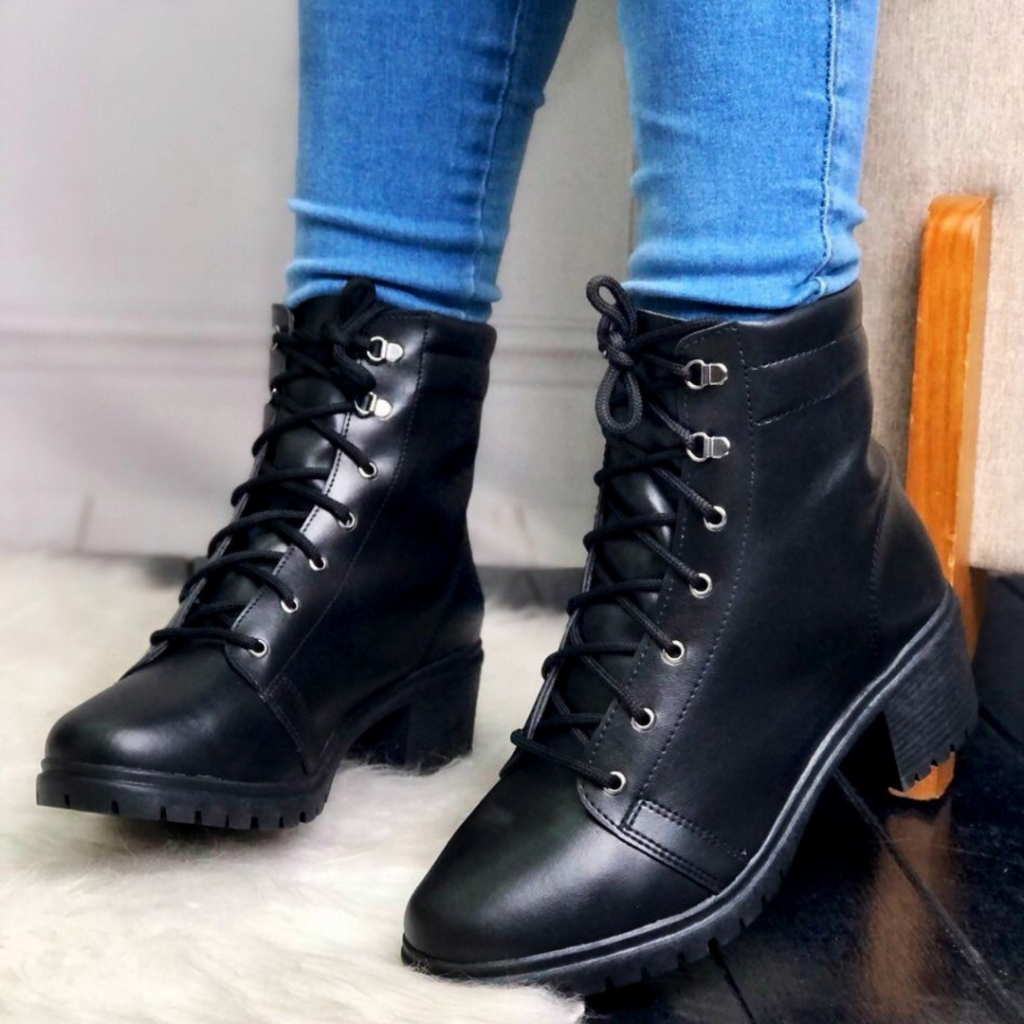 Bota salto baixo feminina tratorada cano curto premium | Shopee Brasil