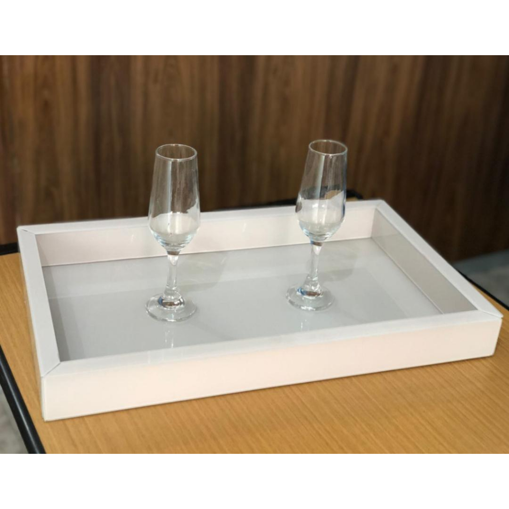 Bandeja Decorativa Madeira Off White para Bebidas Taças Café Xícaras