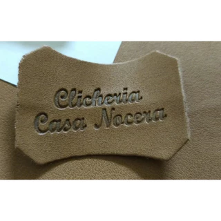 COURO SÍNTETICO P U LABEL DE QUEIMA CARAMELO