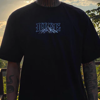 Camiseta - Huge Mountain