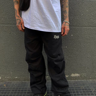 Calça - Huge (com elástico para ajustes)