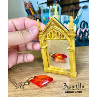 miniatura espelho de Ojesed e colar pedra filosofal harry potter