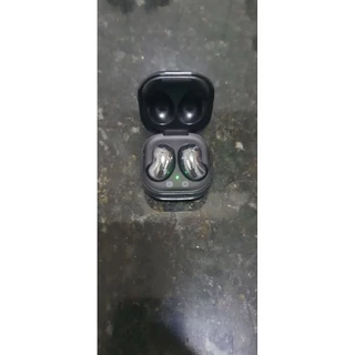 Fones de ouvidos sem fio Galaxy Buds Live Preto