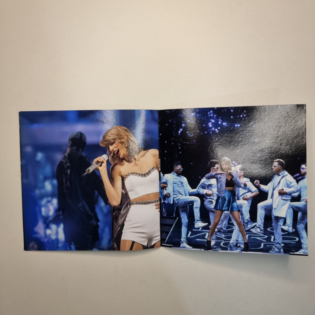 TAYLOR SWIFT - THE 1989 WORLD TOUR (LIVE) [HOLOGRÁFICO] | Shopee