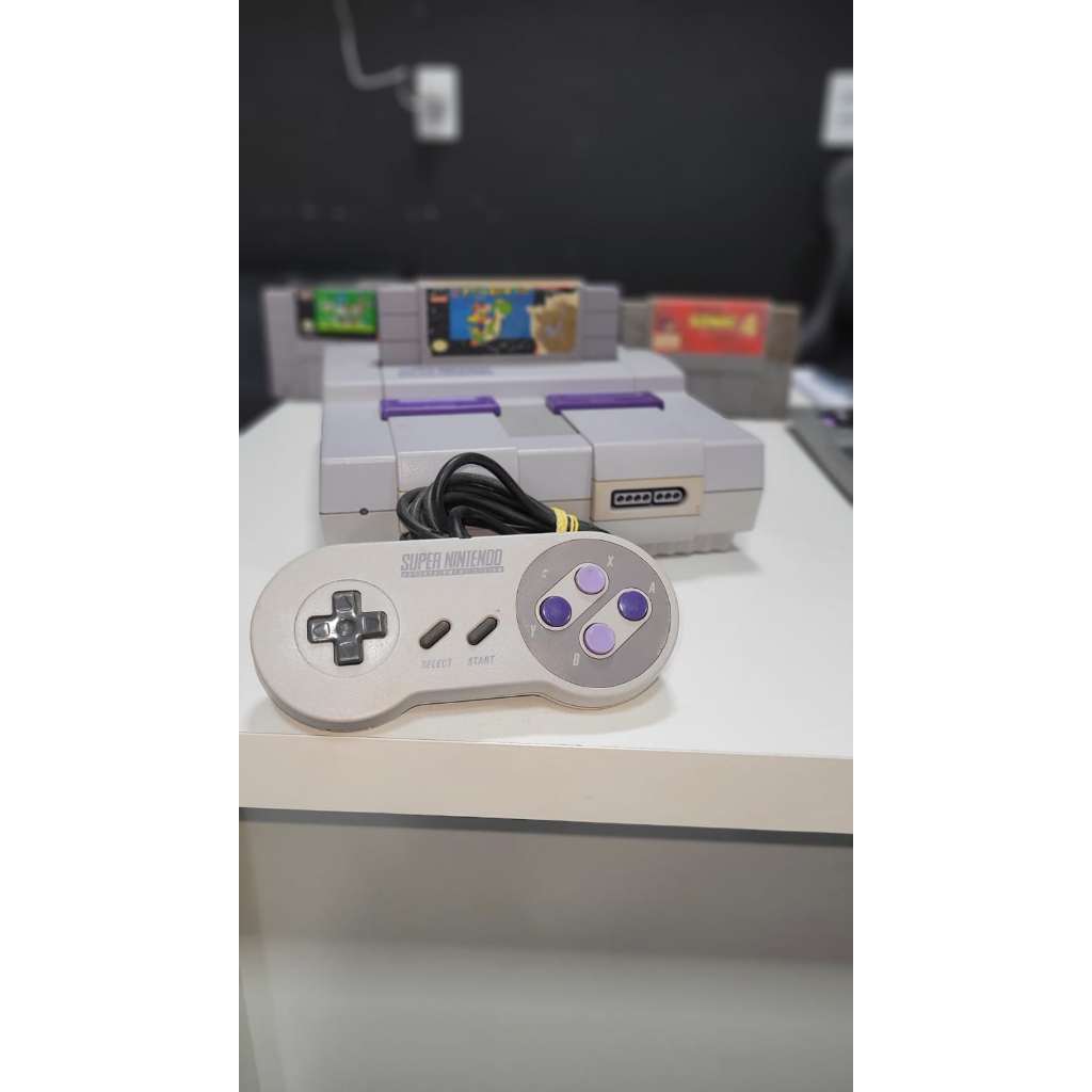 Super Nintendo in Gray authentic