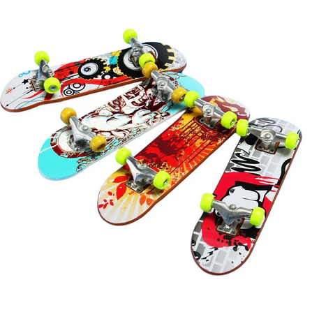 Kit 3 Skates de Dedo de Plástico Xtreme 3 Peças Estampado - SKATE brinquedo  menino menina diversão