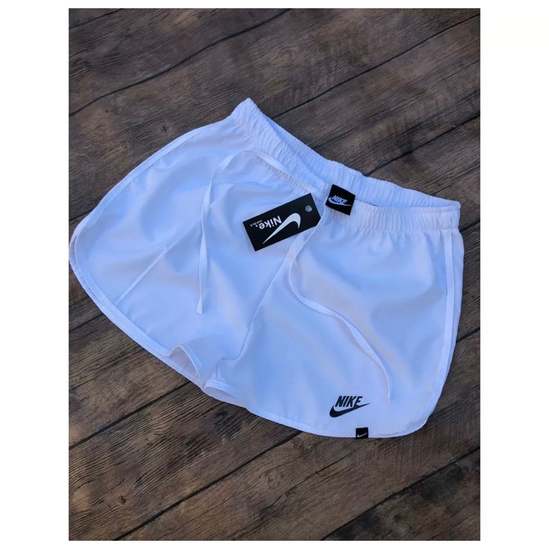 Short nike branco hot sale feminino