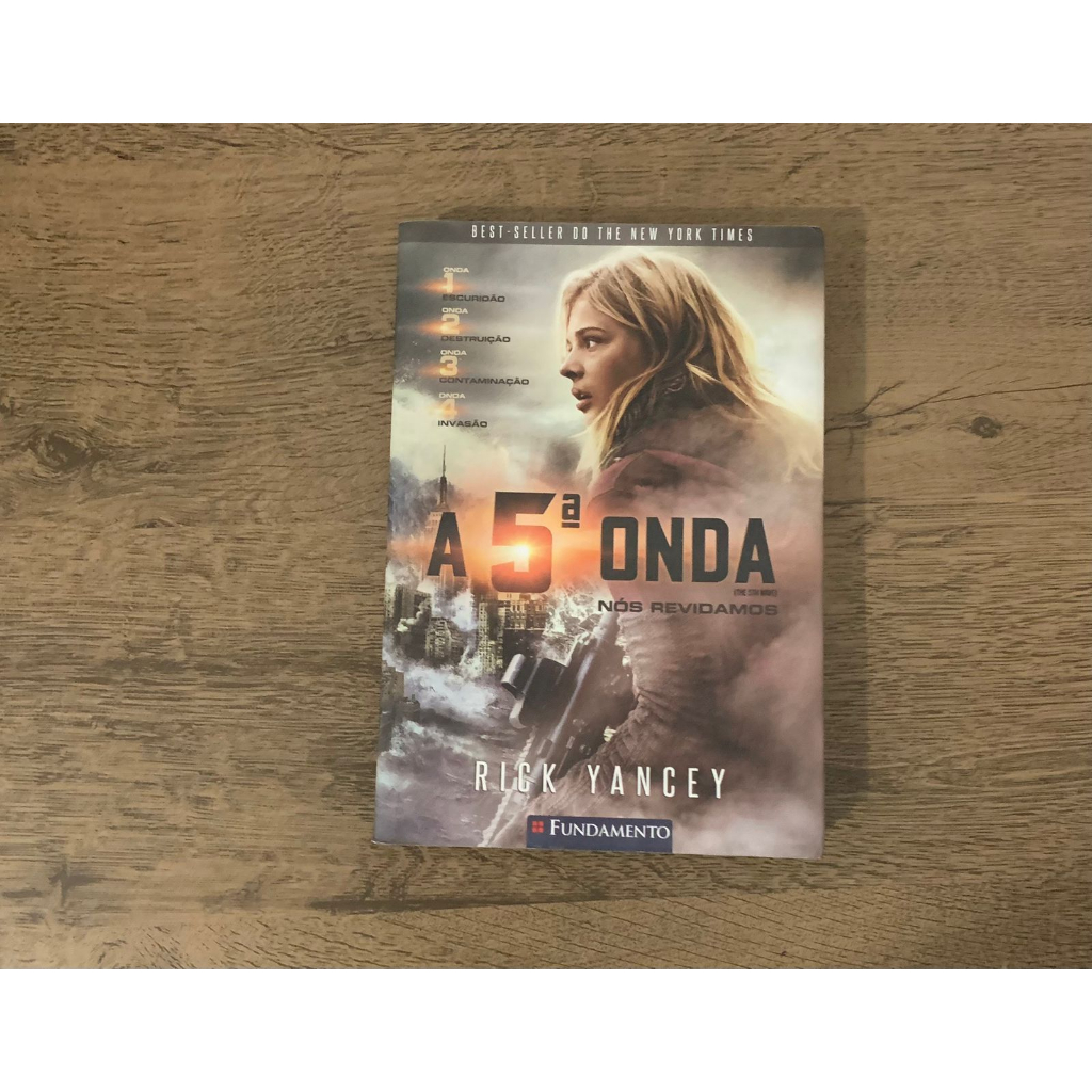 Conheça a capa oficial de Ondas da Destruição, primeiro livro