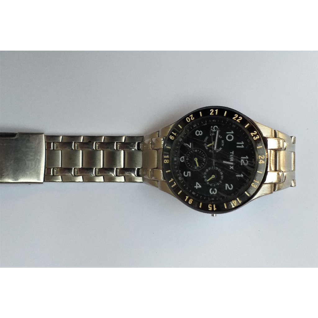 AN1380= COM DEFEITO ANTIGO RELOGIO TIMEX DETALHES ABAIXO