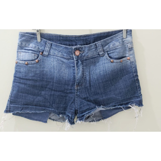 Short jeans escuro barra a fio destroyed botão encapado strass melinda –  Lavinny Store