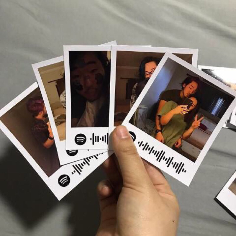 Polaroi.d c/legenda,normal e qr code spot.. (anúncio novo)