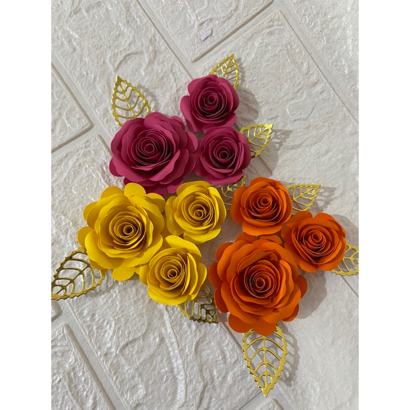 3 kit com 3 flores e folhas cada kit aquarela