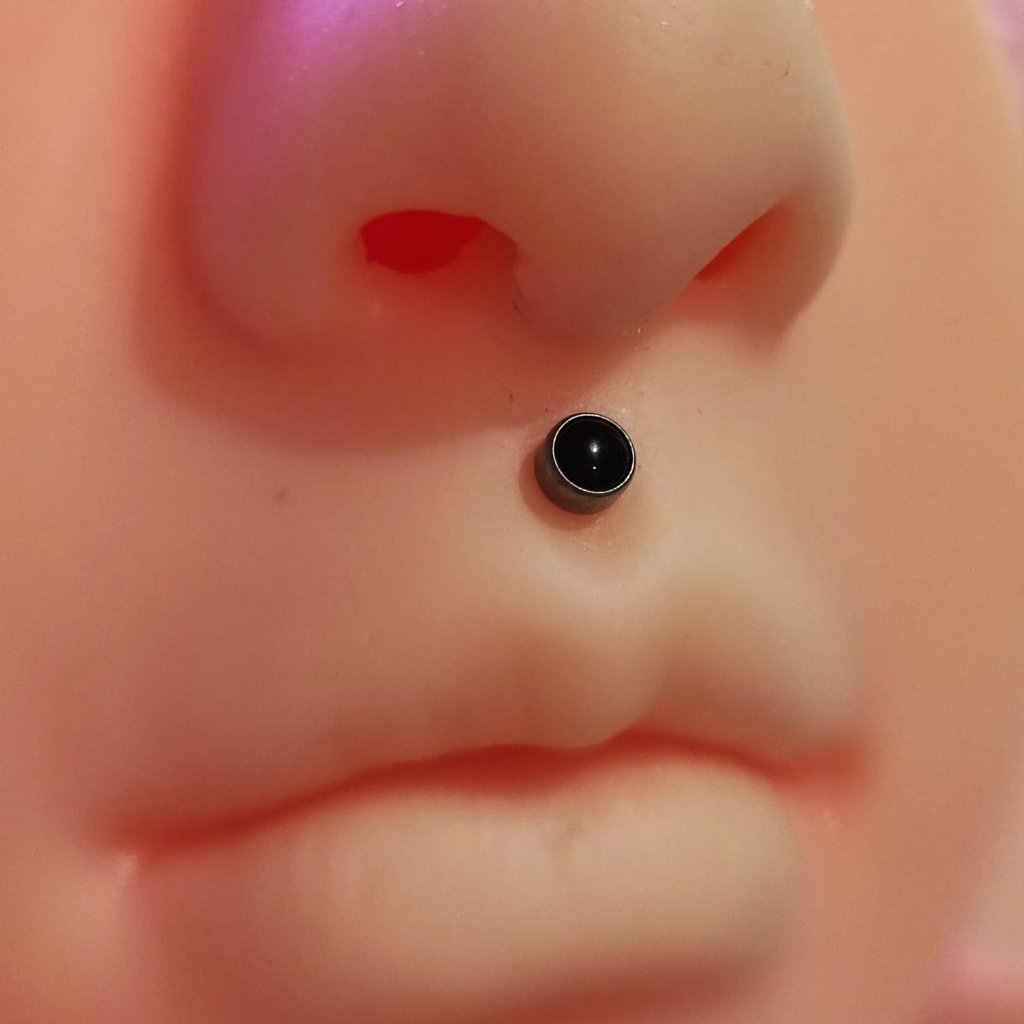 Informazioni Sul Piercing Al Labbro E Sul Labret & Aftercare - Foto 3