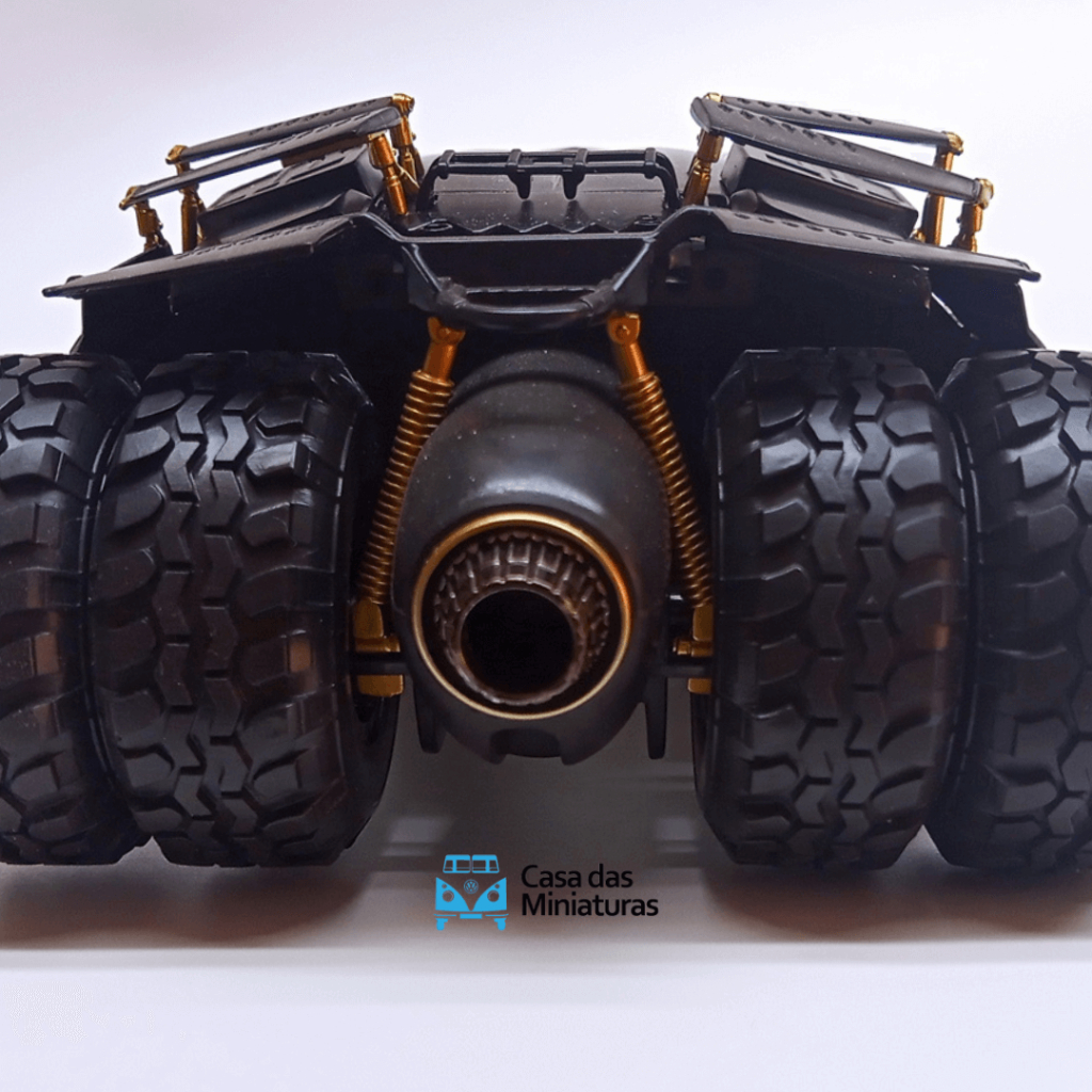 BatmóveL Batman The Dark Knight 1:18 Hot Wheels - Batmobile NA