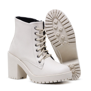 Bota Feminina Blogueira Tratorada Salto off white