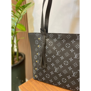 Bolsa Elegante Chamosa Louis Vuitton Baú de Mão e Alça Transversal Promoção