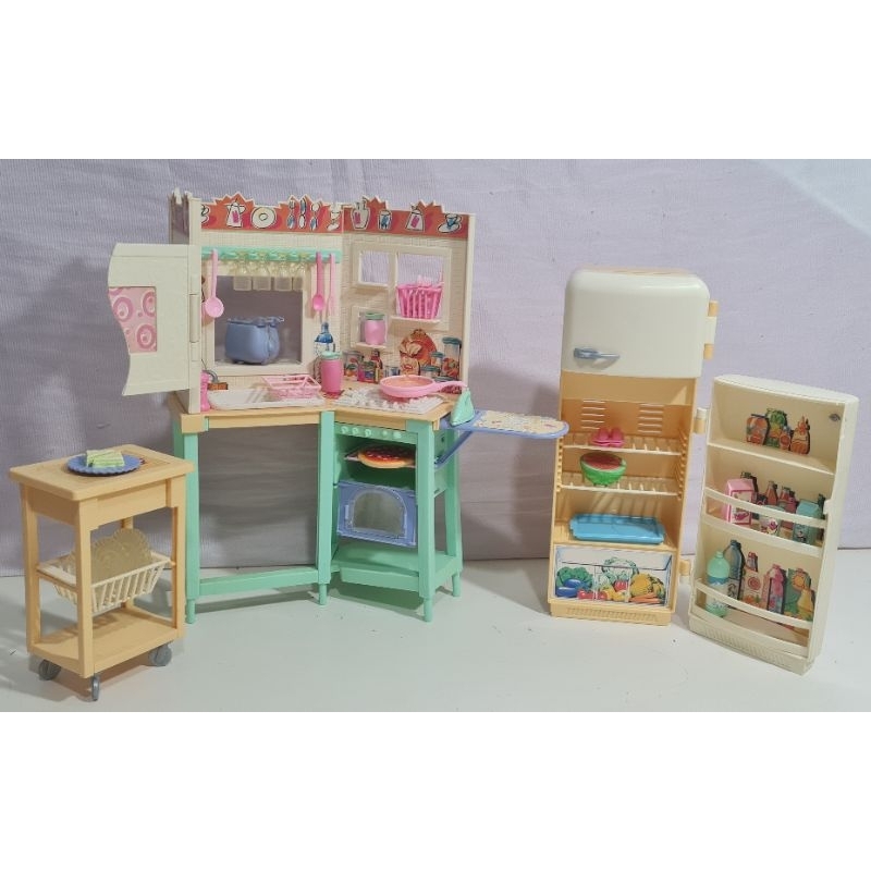 Barbie house sales kitchen set