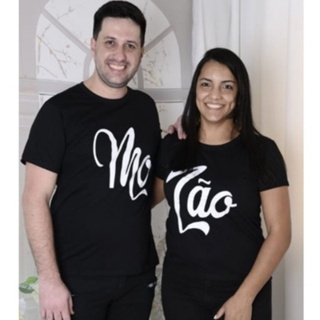 KIT COM 2 CAMISETAS CASAL A SORTE TÁ COMIGO.