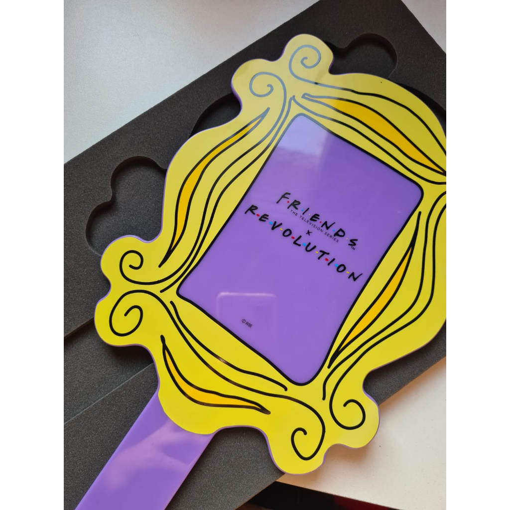 [maquiagem importada] Hand Mirror Revolution x Friends | Shopee Brasil