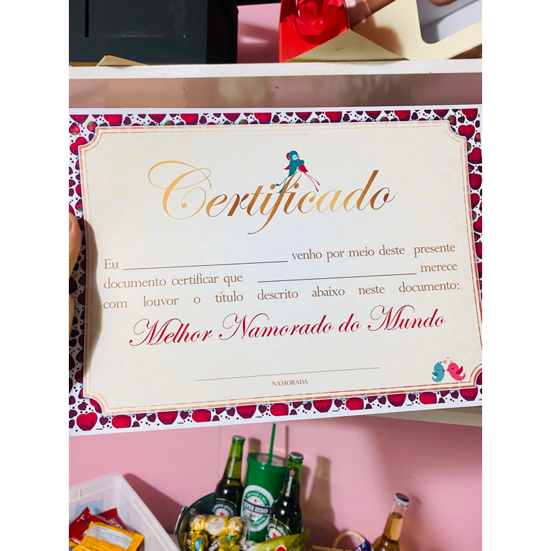 Contrato de namoro + certificado melhor namorado + 25corações