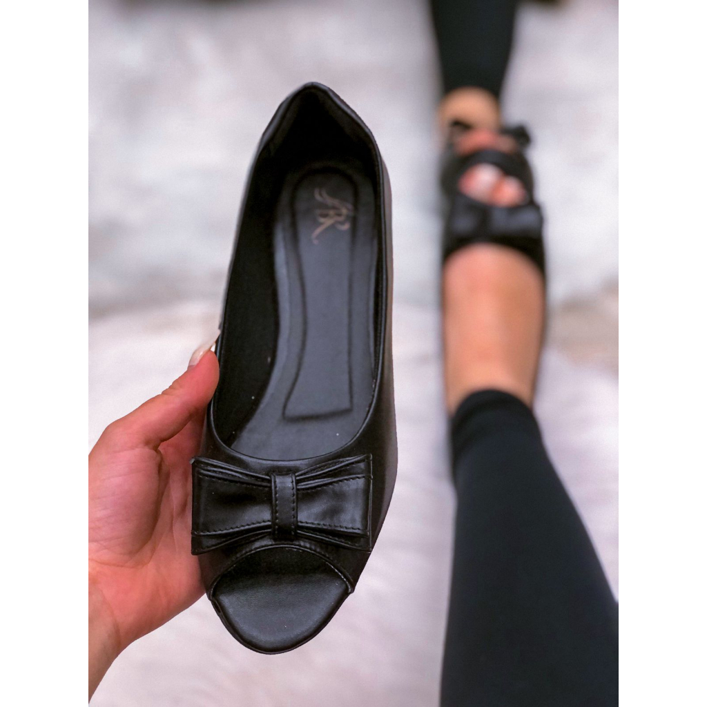 Sapatilha Peep Toe Preta