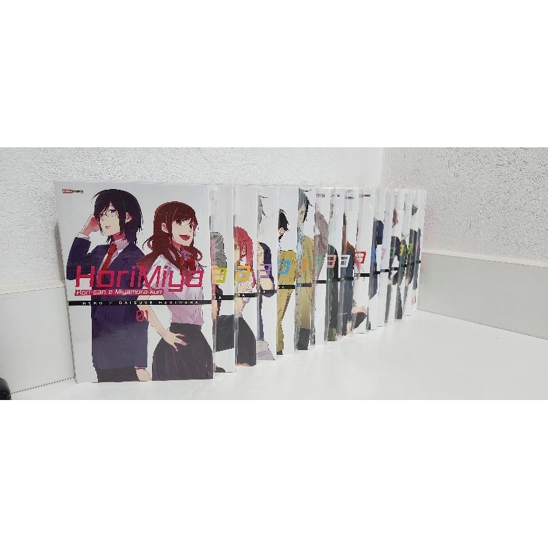 Mangá Horimiya - volumes 1 a 17 - COMPLETO
