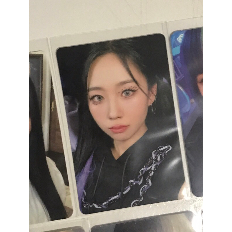 Purple Kiss Photocards (Dosie e Chaein) | Shopee Brasil