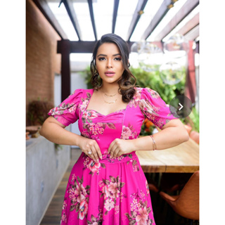 Vestido de Festa Longo Plus Size em Cetim Estampado Floral