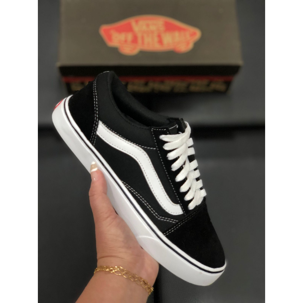 Tênis Vans Old Skool Classic