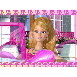 Desenho de o quebra cabeça que quebra mesmo a cabeça pintado e colorido por  Barbie o dia 13 de Julho do 2012