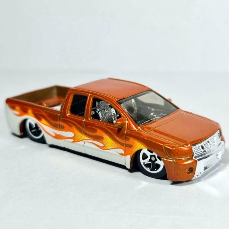 Hot wheels nissan titan on sale