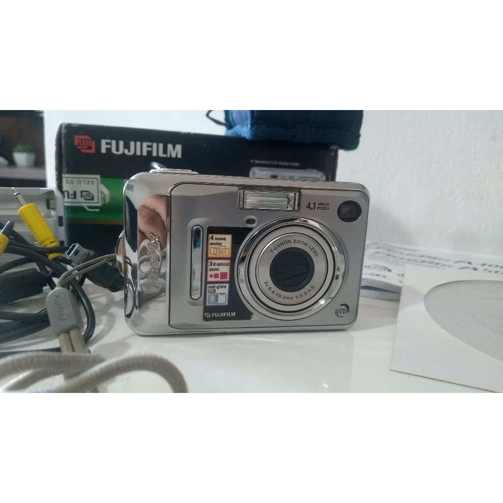 Câmera digital Fuji Fine Pix A400 4.1 megapixels Shopee Brasil